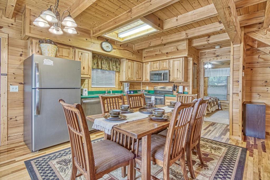 Smoky Mountain Gem Villa Gatlinburg Buitenkant foto